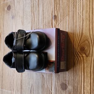NIB Darling Boys Brown Velcro Loafers sz 10